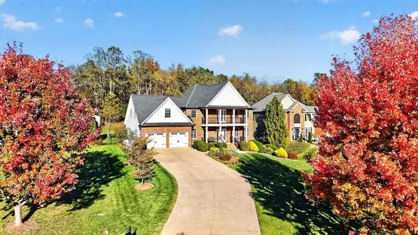 216 Jocelyn Ln, Waynesboro, VA 22980