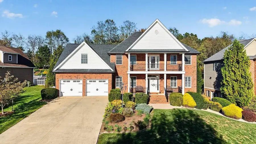 216 Jocelyn Ln, Waynesboro, VA 22980 - #2