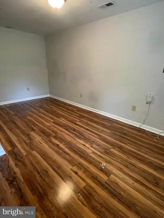 321 Spring St, Culpeper, VA 22701 - #3