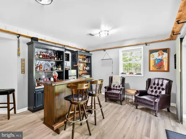 17006 Black Oak Dr, Brandy Station, VA 22714