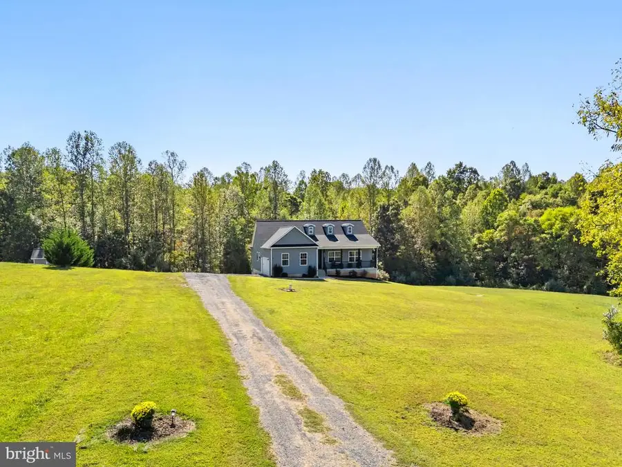 6471 Silk Rd, Jeffersonton, VA 22724 - Image #2