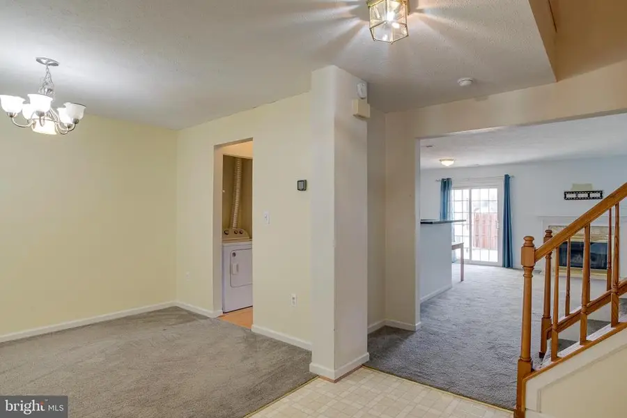 637 Bridlewood Dr, Culpeper, VA 22701 - Image #2