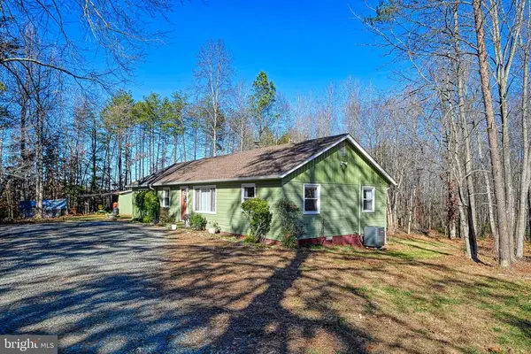 589 Three Chopt Rd, Kents Store, VA 23084