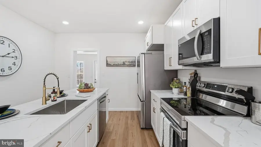 12219 River Rd, Remington, VA 22734 - #2