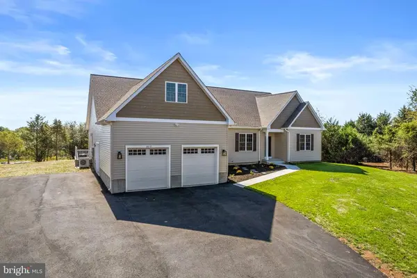 2012 Dozer Ln, Catlett, VA 