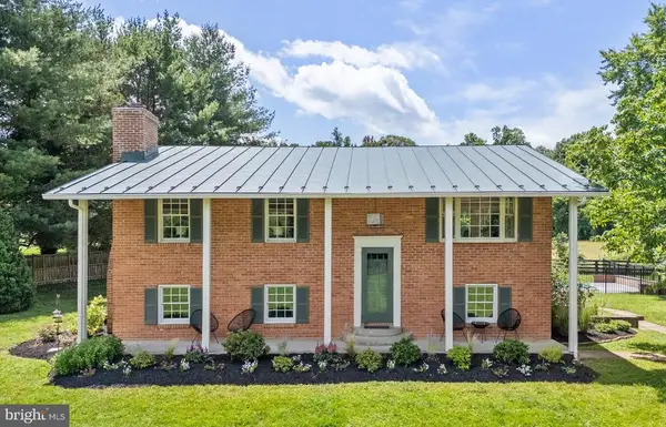 1170 Parker St S, Upperville, VA 