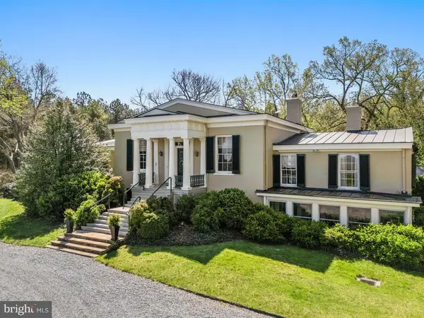 3252 Winchester Rd, Delaplane, VA 