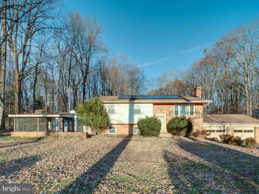 9315 Lees Ridge Rd, Warrenton, VA 20186 - Image #2