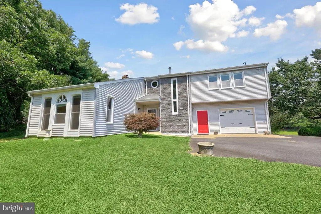 9235 Lees Ridge Rd, Warrenton, VA 20186 - #1