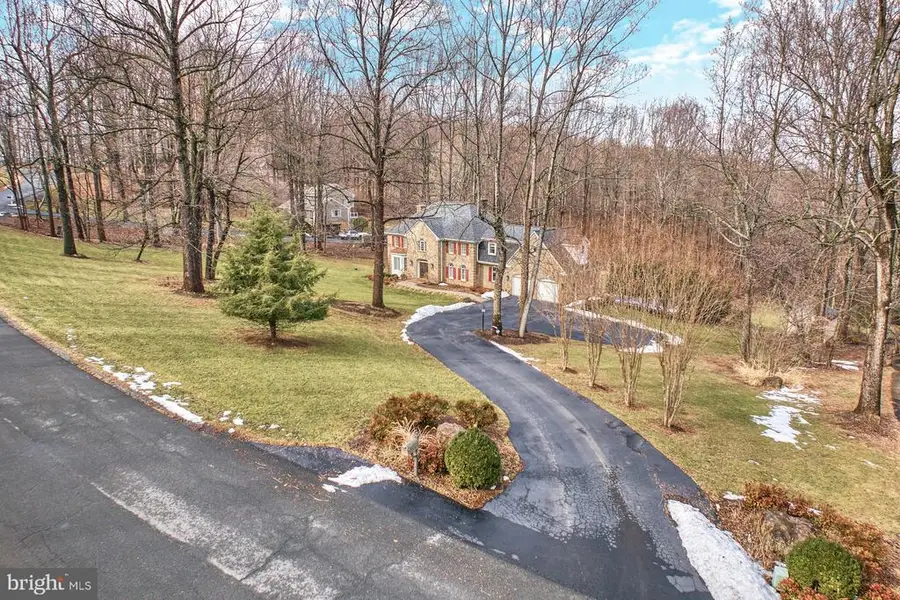 5828 Hunton Wood Dr, Broad Run, VA  - #2