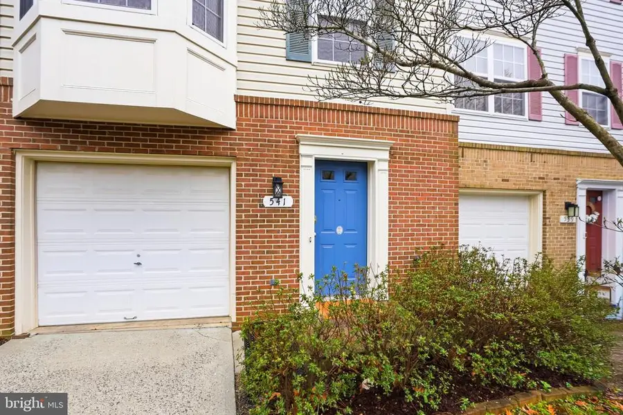 541 Highland Towne Ln, Warrenton, VA 20186 - #2
