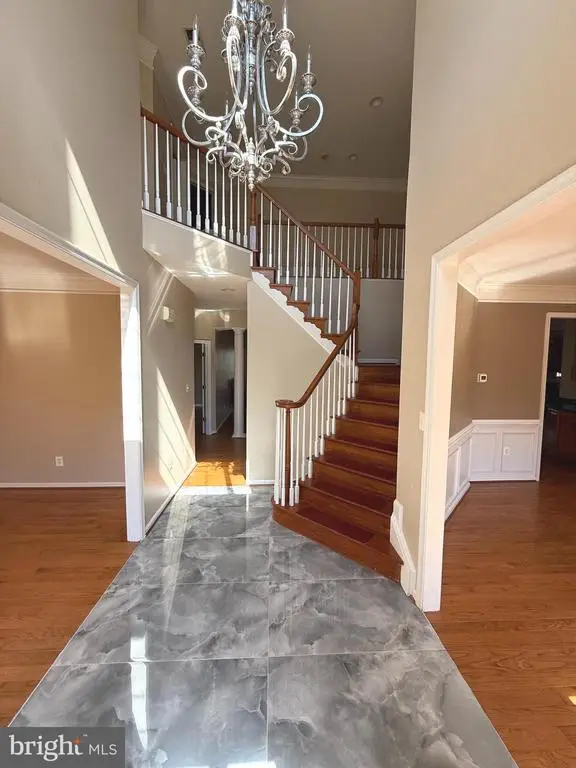 173 Autumn Wind Ct, Warrenton, VA 20186 - #2