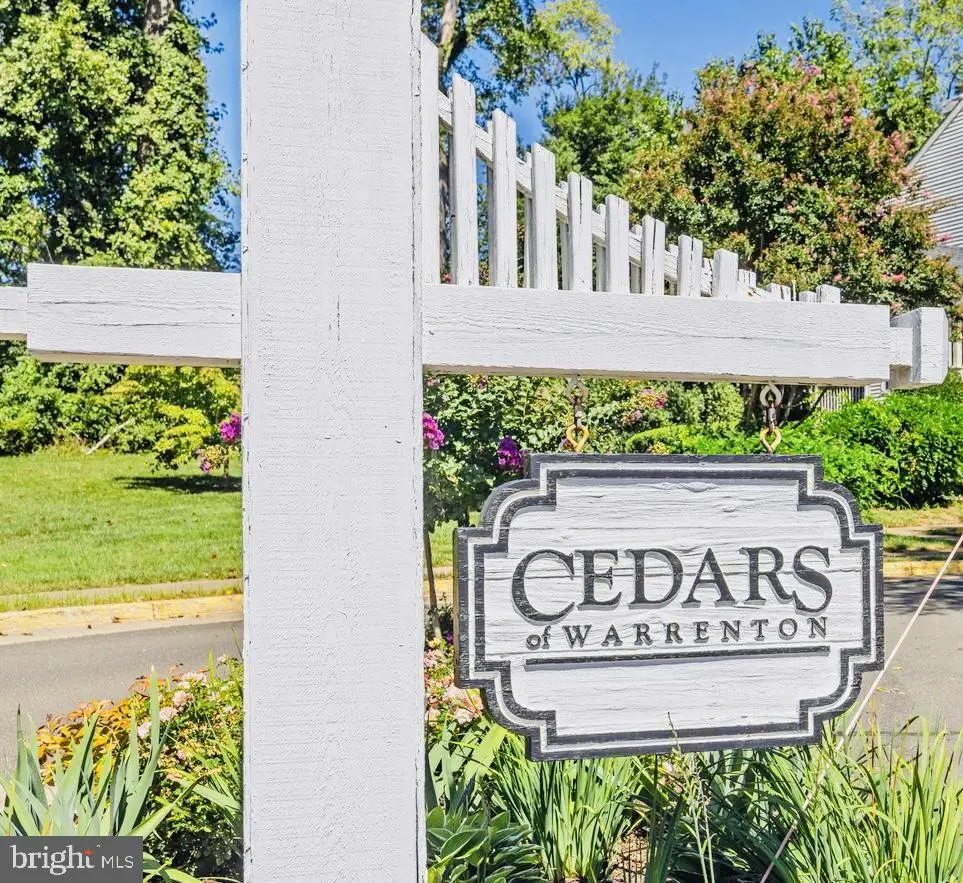 219 Fernwood Pl, Warrenton, VA 20186 - #1