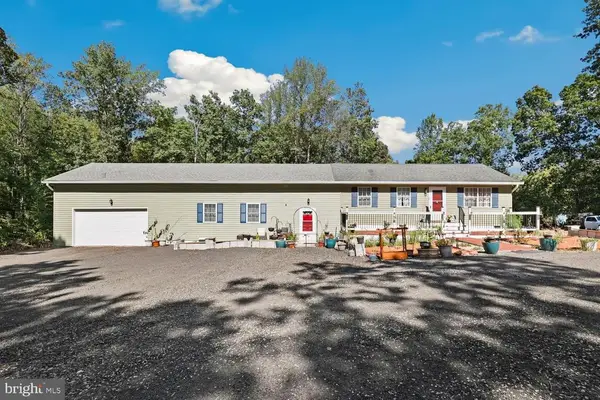 9463 Rogues Rd, Midland, VA 