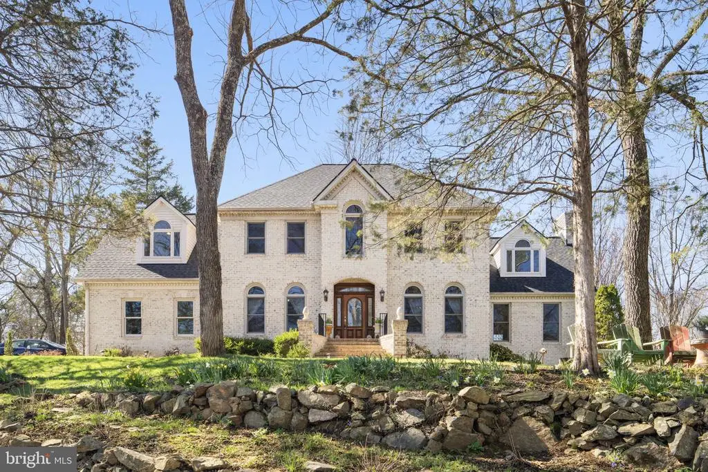 7929 Wellington Dr, Warrenton, VA 20186 - #1