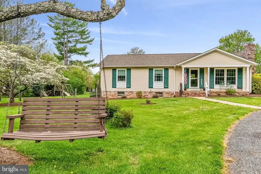 6774 Grays Mill Rd, Warrenton, VA 20187 - #3