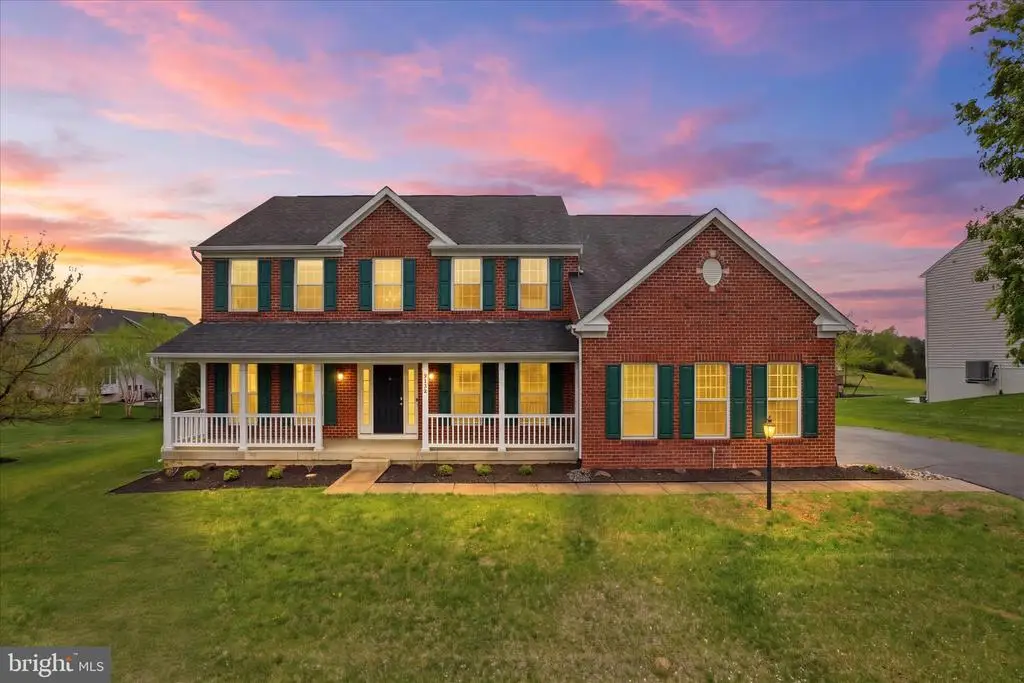 7550 Edington Dr, Warrenton, VA 20187 - #1
