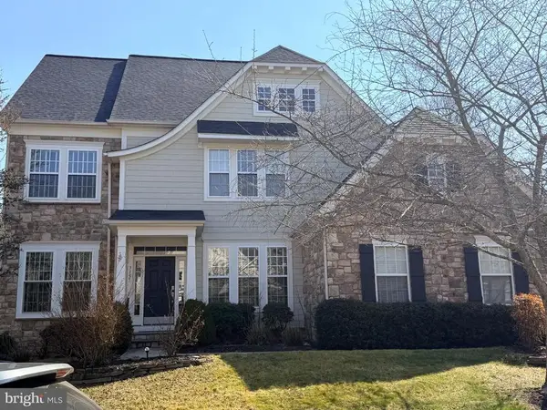 7157 Comrie Ct, Warrenton, VA 
