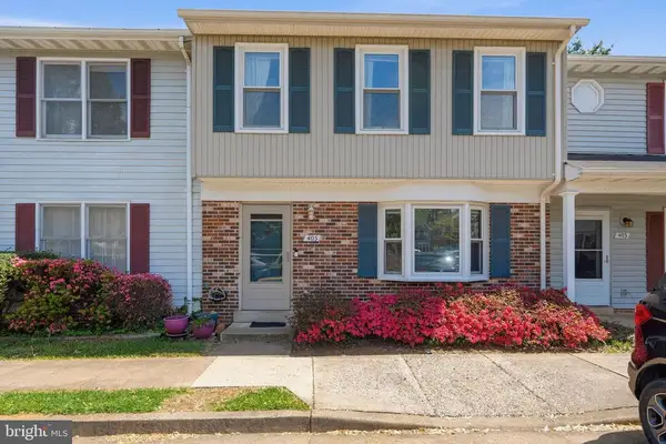 405 Forest Ct, Warrenton, VA 20186