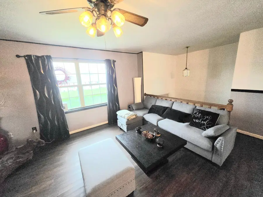 6918 Maplewood Dr, Bealeton, VA 22712 - #3