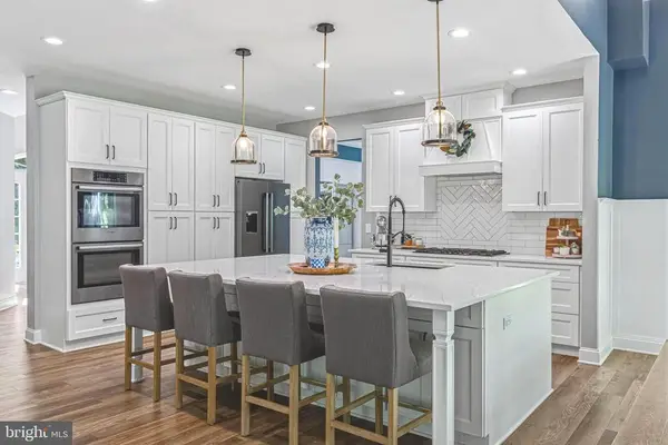 5068 Dawn Ct, Warrenton, VA 20187