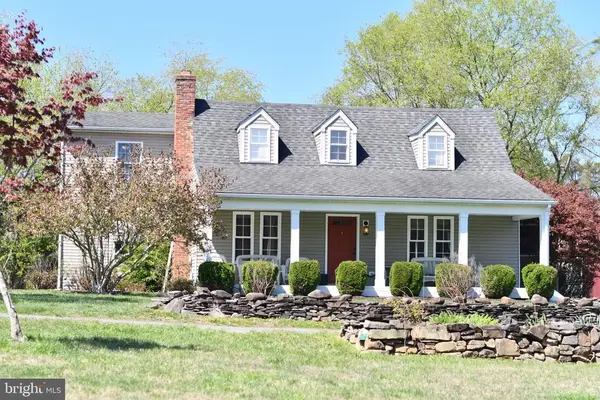 8446 Turnbull Rd, Warrenton, VA 20186