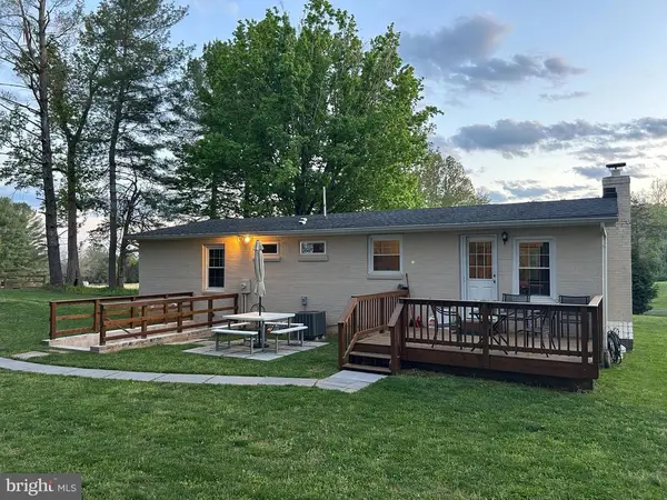9452 Piney Mountain Rd, Warrenton, VA 20186