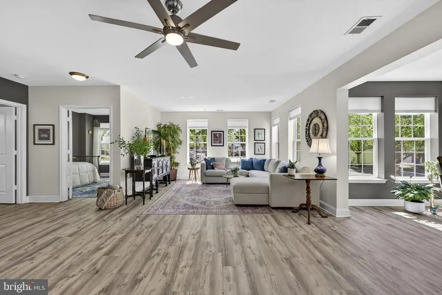 6704 Holly Farm Ln, Warrenton, VA 20187 - #3