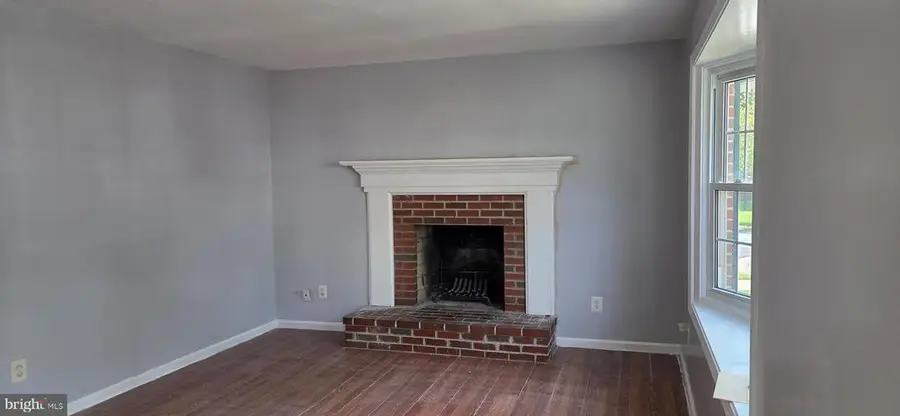 436 Forest Ct, Warrenton, VA 20186 - #2
