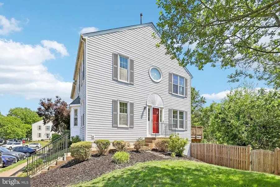 739 Arbor Ct, Warrenton, VA 20186 - #2