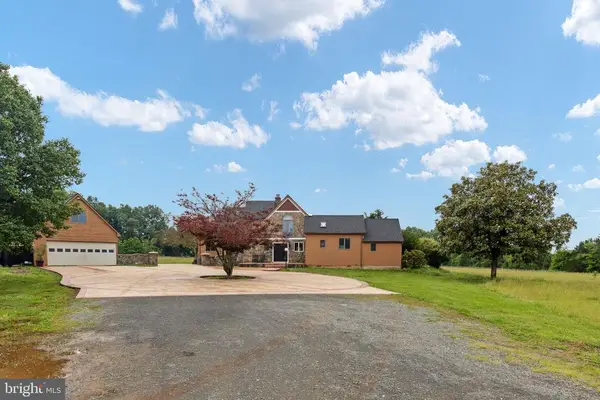 6119 Beach Rd, Midland, VA 22728