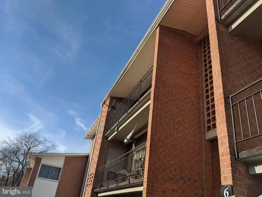 635 Waterloo Rd, Warrenton, VA 20186 - #2