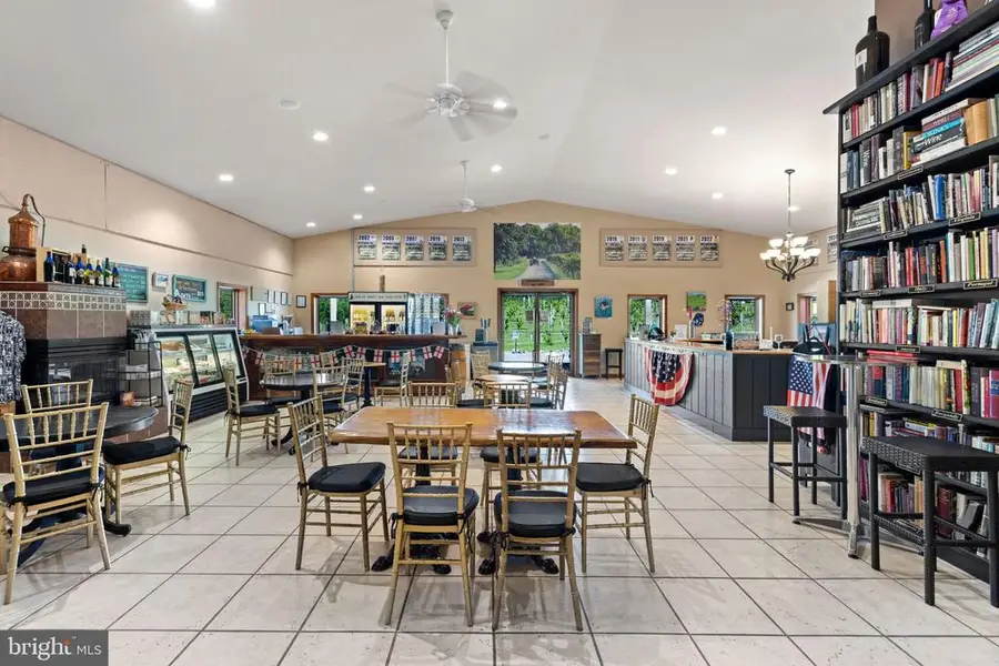 6190 Georgetown Rd, Broad Run, VA 20137 - #2