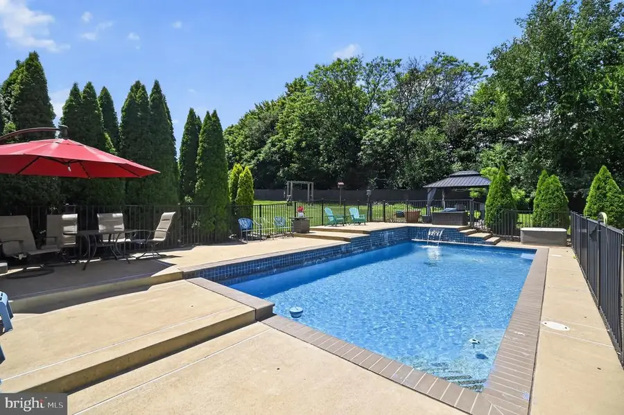 7164 Crest Ct N, Warrenton, VA 20187 - #3
