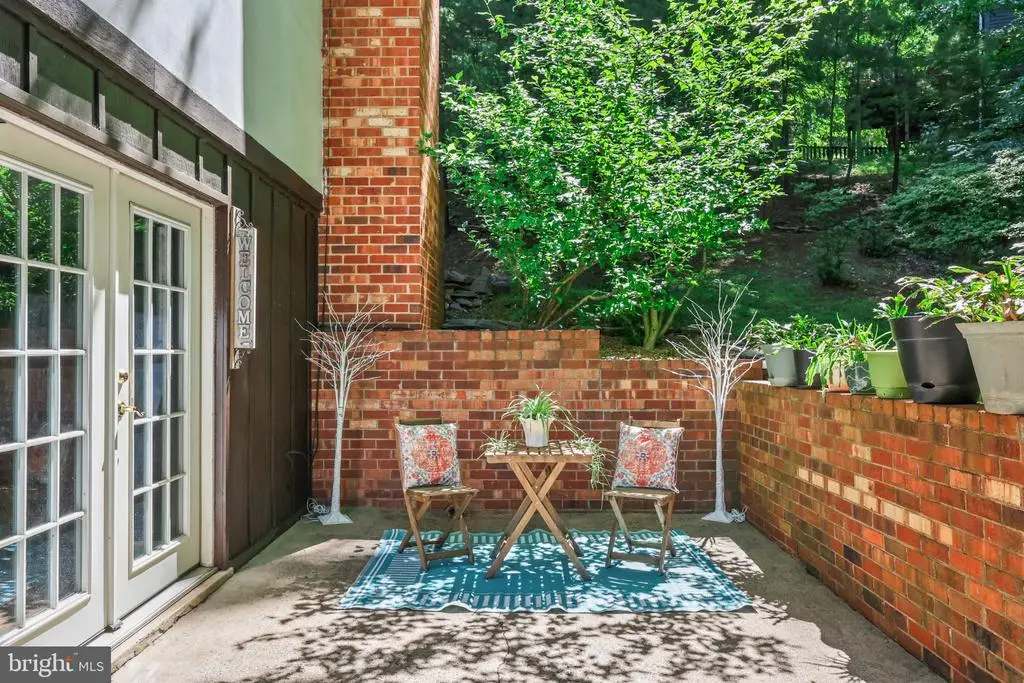 7357 Auburn Mill Rd, Warrenton, VA 20187 - #1