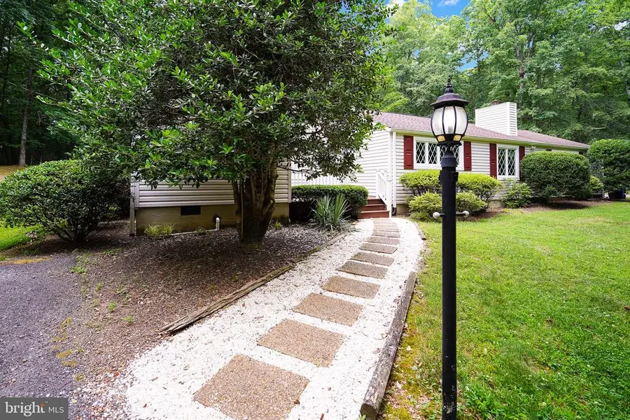 6067 Pilgrims Rest Rd, Broad Run, VA 20137 - #3