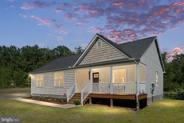 5712 Buckner Rd, Bumpass, VA 23024