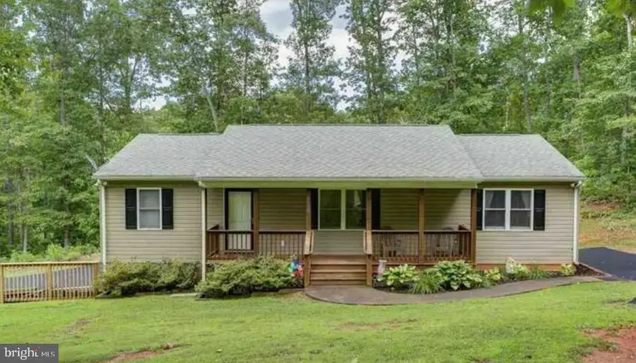 804 Chestnut Ave, Mineral, VA 23117 - #2