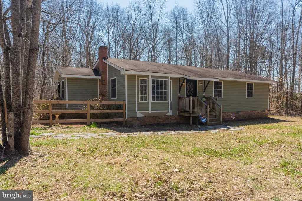 950 Apple Grove Rd, Mineral, VA 23117 - #1