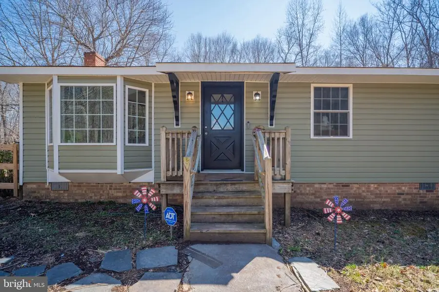 950 Apple Grove Rd, Mineral, VA 23117 - #2