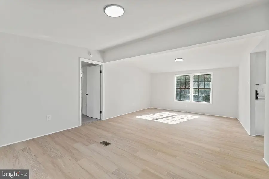 3552 Johnson Rd, Mineral, VA 23117 - Image #2