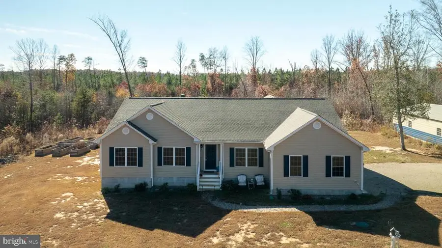 564 Equestrian Landing Trl, Bumpass, VA 23024 - #3