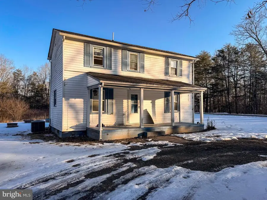 143 Charles Ln, Louisa, VA 23093 - #3