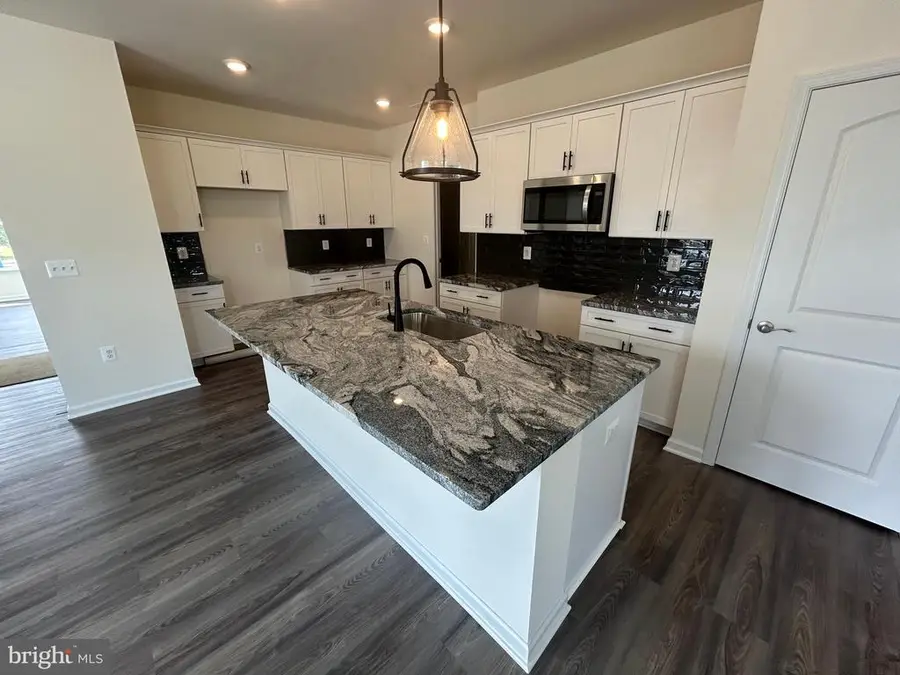 464 Bayberry Ln, Gordonsville, VA 22942 - Image #2