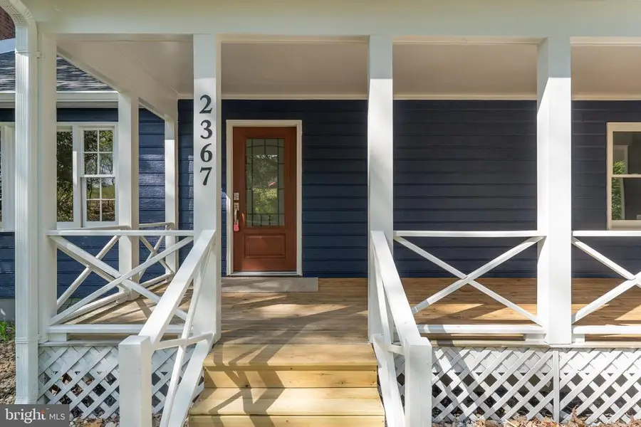 2367 Lakeshore Dr N, Louisa, VA 23093 - #2