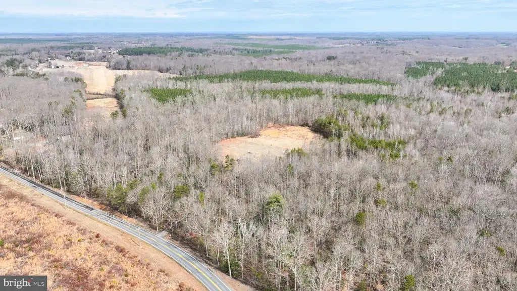 28 Cross Country Rd, Mineral, VA 23117 - #1