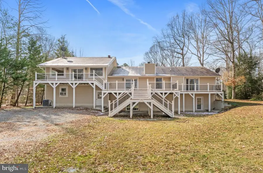 215 Lakewood Landing Dr, Bumpass, VA 23024 - #2