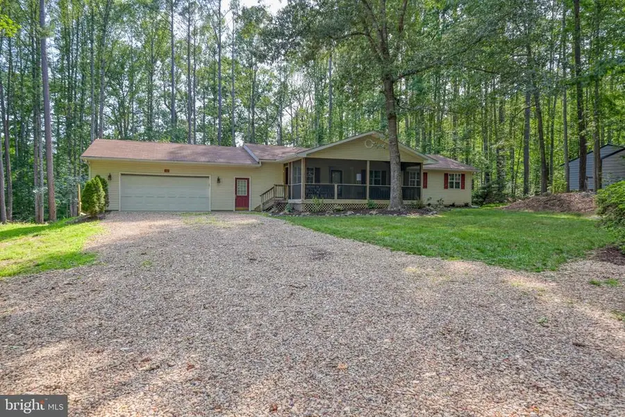 32 Miltons Ln, Louisa, VA 23093 - #3