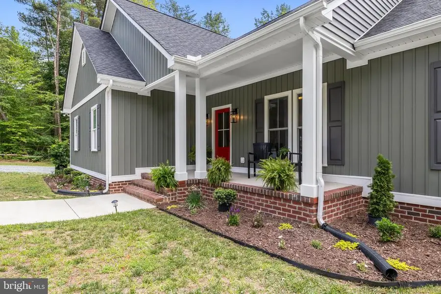 365 Moon Shadow Ln, Louisa, VA 23093 - #2