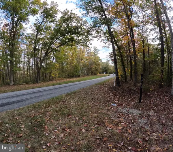 Laurel Rd, Shipman, VA 22971